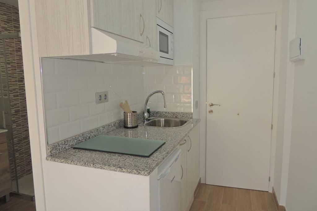 Carihuela Palace Studio 419 Beach - Playa Διαμέρισμα Τορρεμολίνος Εξωτερικό φωτογραφία